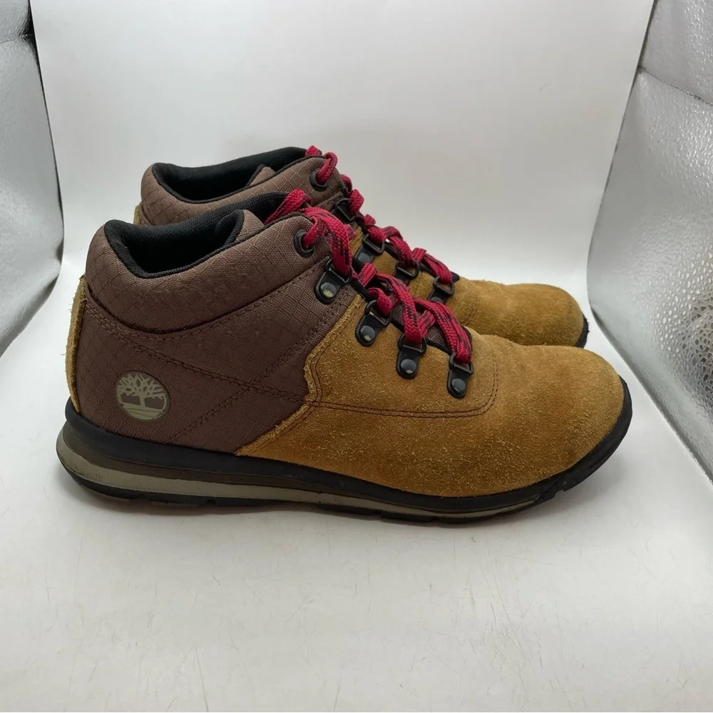 Timberland boys suede Brown boots size 4 youth